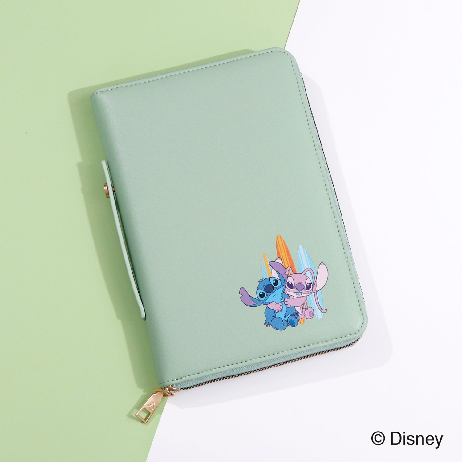 【ディズニーキャラクターライセンス商品】 Disney 母子手帳マルチケース